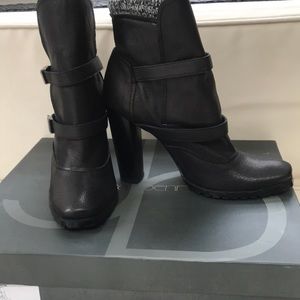 Jessica Bennett ankle leather boots